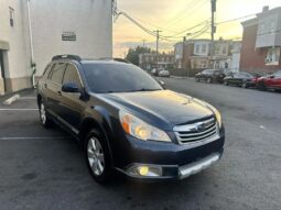 
										2013 Subaru Outback AWD full									