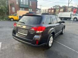 
										2013 Subaru Outback AWD full									