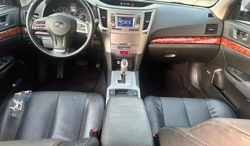 
								2013 Subaru Outback AWD full									