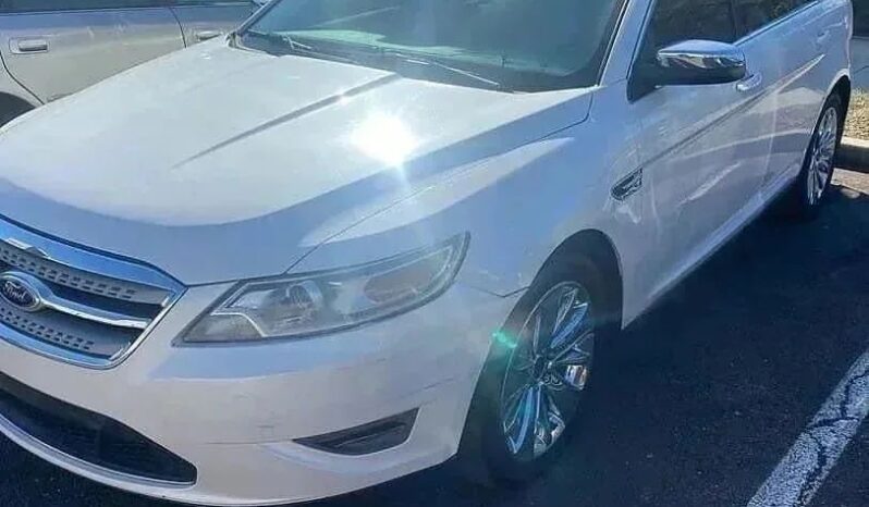 
								2011 Ford Taurus full									