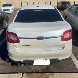 
										2011 Ford Taurus full									