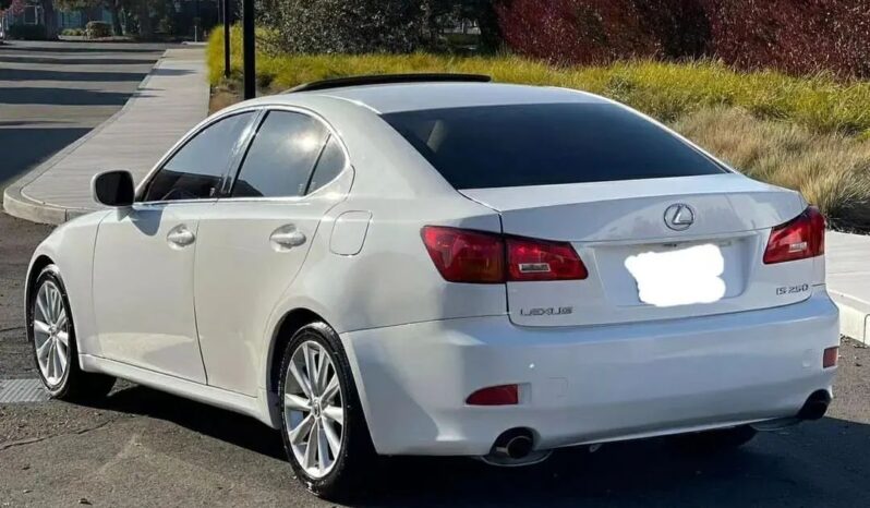 
								2015 Lexus IS 250 full									