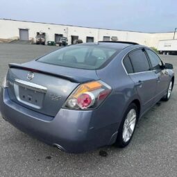 
										2012 Nissan Altima SR full									