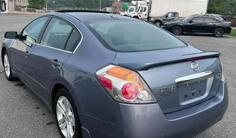 
								2012 Nissan Altima SR full									