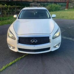 2015 Infiniti Q70