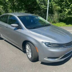 
										2016 Chrysler 200 full									