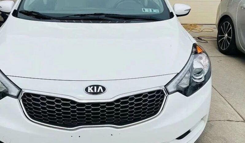 
								2016 KIA FORTE EX full									